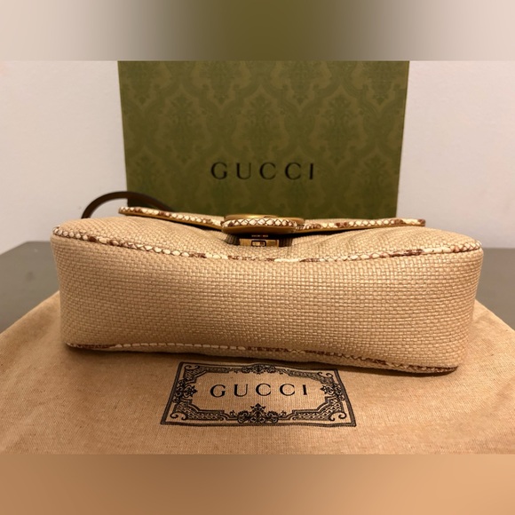 Gucci Raffia GG Marmont Shoulder Bag - Picture 7 of 9